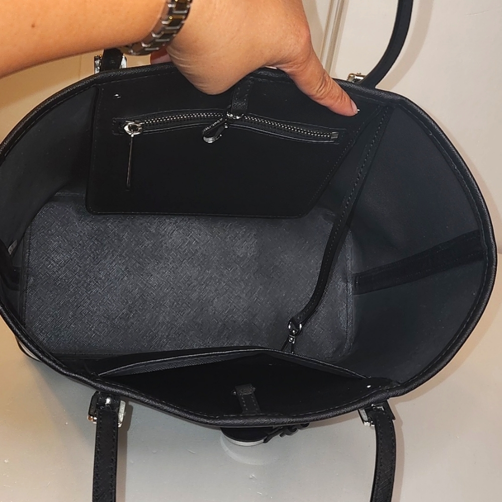 Michael Kors Medium Tote Bag - Picture 7 of 12